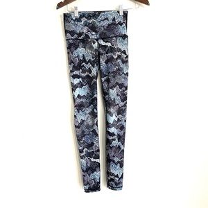 IVIVVA Girls 12 Black Multi Colored Patterned Full Length High Rise Leggings L7